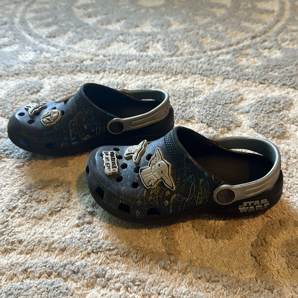 Star Wars Crocs. Boys size 12 - Picture 4 of 7